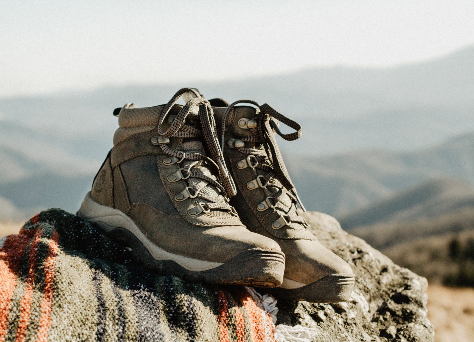 proper hiking shoes
