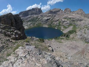 hiking the ruby mountains - view of echo lake from saddle