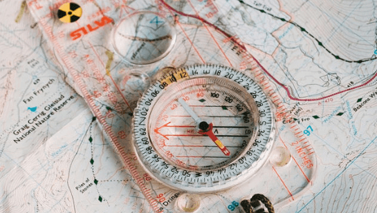 when things go wrong how to prepare for hiking - navigate effectively