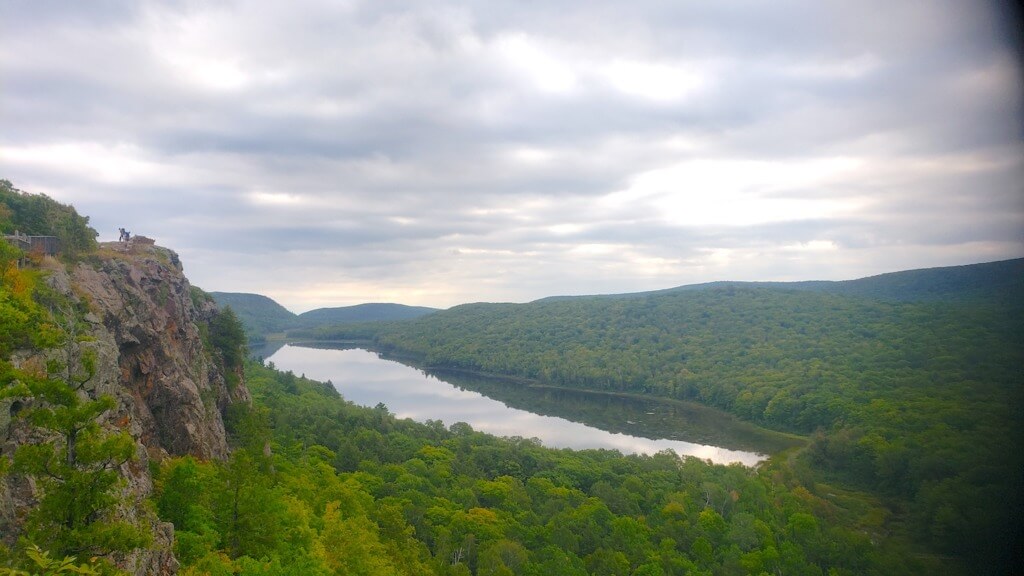 Exploring the North Country Lake of the Clouds