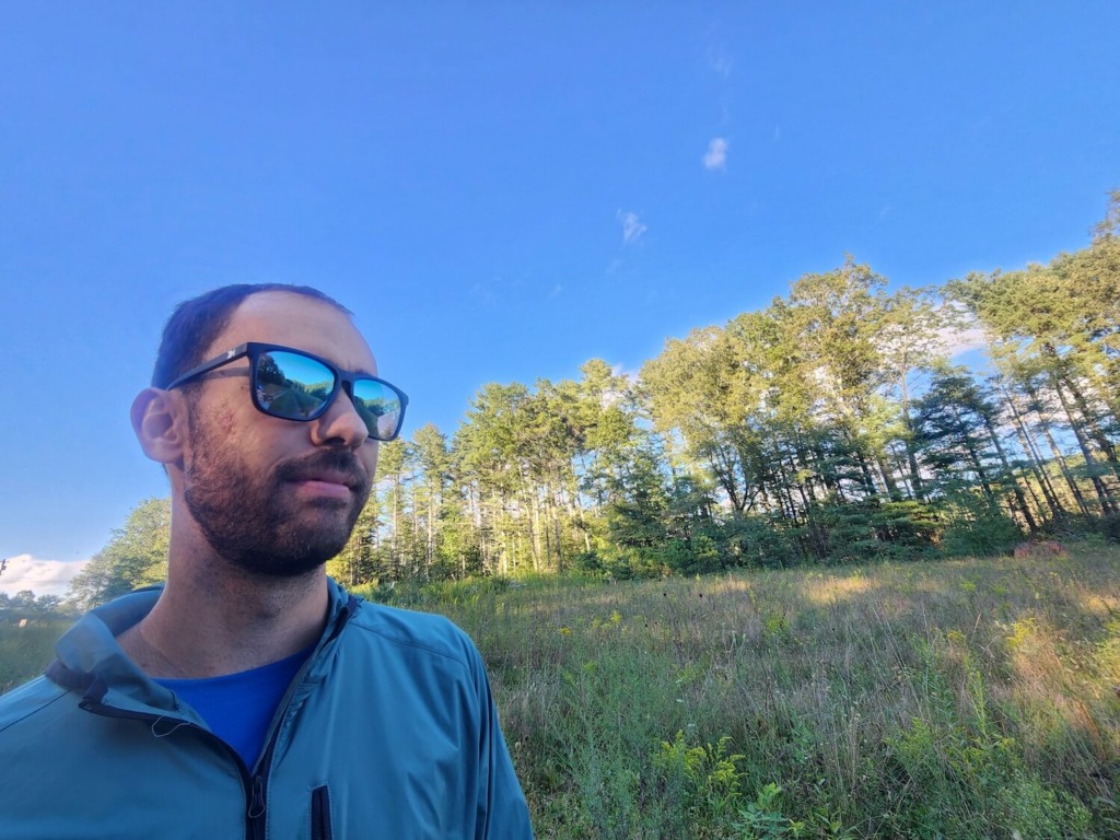 man with moonshot fast lanes sunglasses on